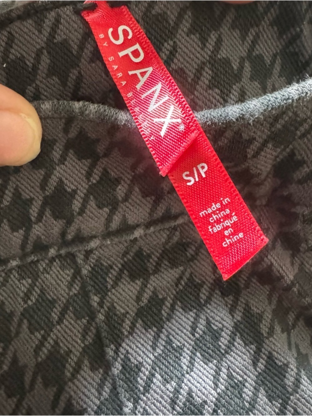 Spanx Jean-ish Ankle Leggings in houndstooth - Picture 4 of 6